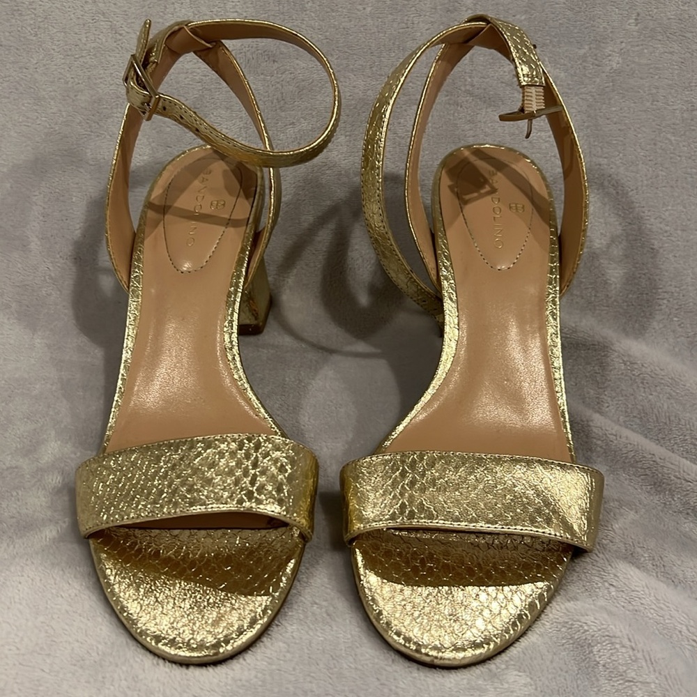 Bandolino Gold “Snakeskin” Heels